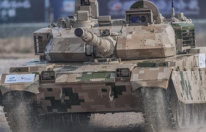 В отличие от Пантеры, модификацией А1 заинтересовались