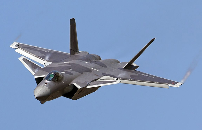 Истребитель J-20 Истребитель J-20