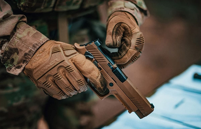 Пистолет так и используется