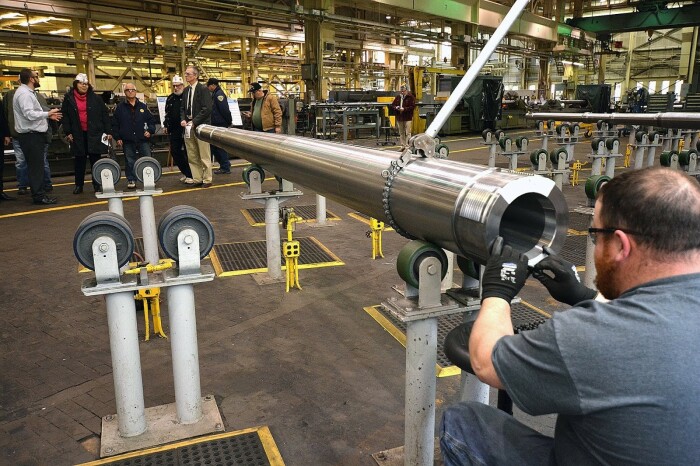 Современный танковый ствол./ Фото: btvtinfo.blogspot.com