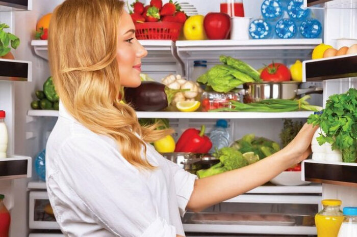 Некоторые продукты нельзя хранить в холодильнике / Фото: m.infox.ru.