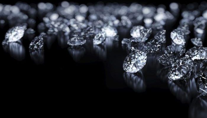 До сих пор среди ученых нет единого мнения по поводу возникновения алмазов в природе/Фото:Pinterest