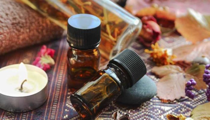 Эфирные масла являются отличной альтернативой седативным и другим лекарственным препаратам/фото:kulinaria-ok.ru