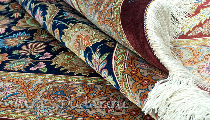 Шерстяные ковры довольно плотные,потому их использовали для шумоизоляции на стенах/Фото:asspect.ru