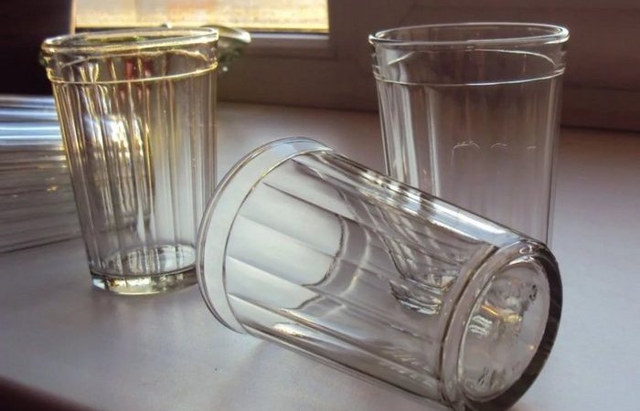 Руководство СССР решило ограничить производство граненых стаканов одной моделью, число граней которых символизировало количество союзных республик, входящих в состав страны/Фото:24warez.ru