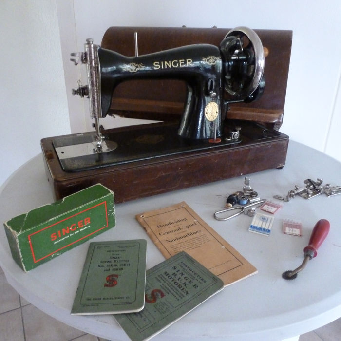 Для того чтобы понять неправдоподобность слухов о драгоценном содержимом швейной машинки Зингер, достаточно вспомнить про ее ценовую доступность/Фото:catawiki.com