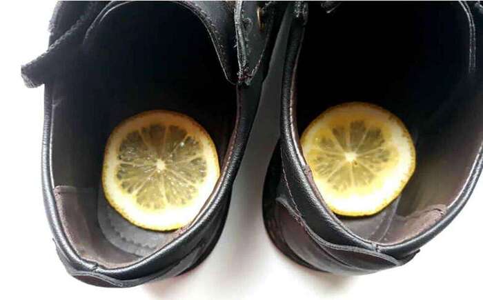 Лучше добавьте лимон в чай, а для ботинок купите спрей. / Фото: dnpr.com.ua