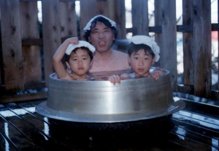  Коллективные ванны - очень древняя традиция омовения, восходящая к местным преданиям / Фото: klikabol.com