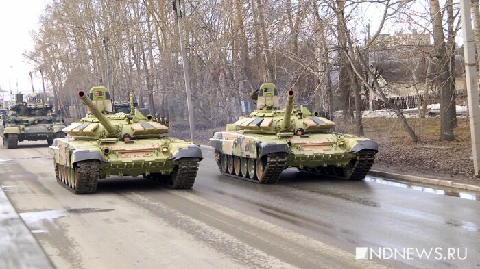 Репетиция торжественного парада с участием танков / Фото: newdaynews.ru