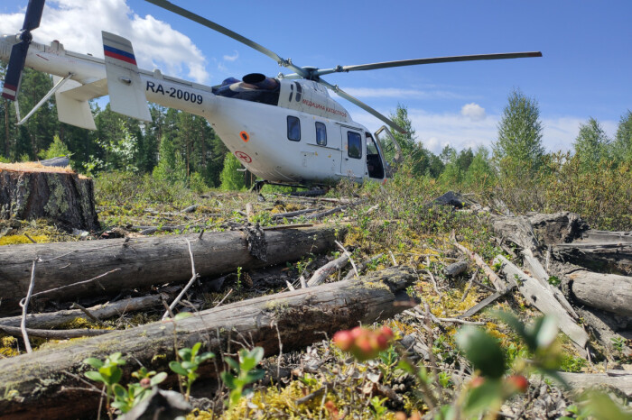  Вертолёт Ансат в тайге / Фото: helimed.aero