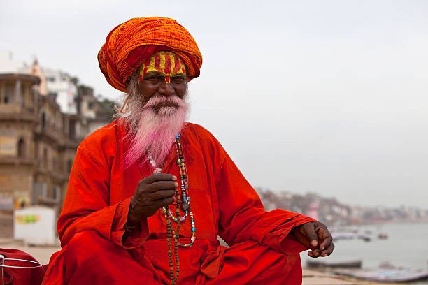 Как индийцы умудряются до старости носить тюрбаны весом до 30 кг 
