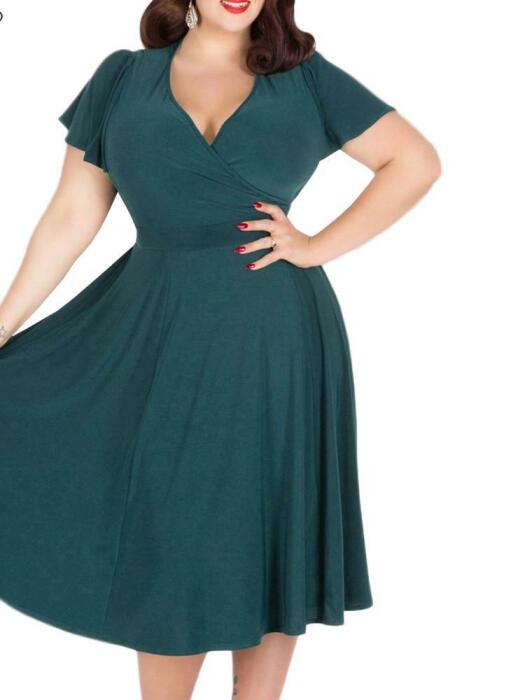 Прекрасный вариант для обладательницы большой груди. 