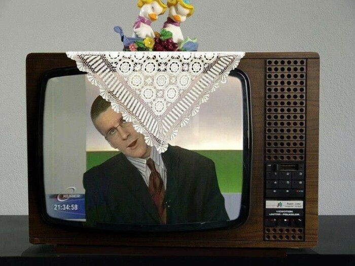  Телевизор накрытый платочком /Фото:shnyagi.net