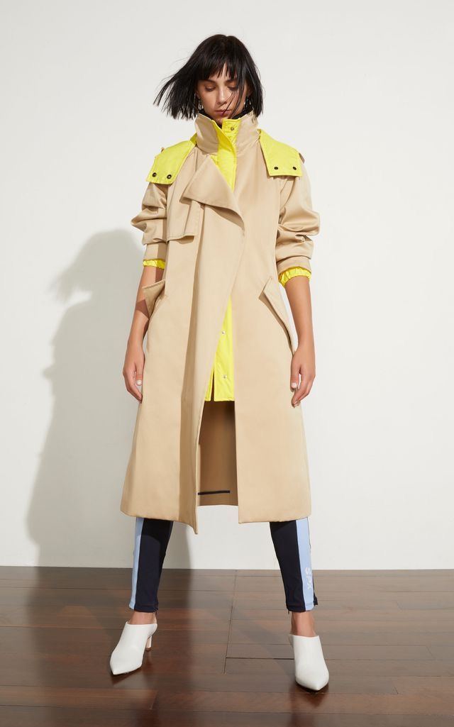 Не обязательно покупать исключительно базовый тренч Не обязательно покупать исключительно базовый тренч