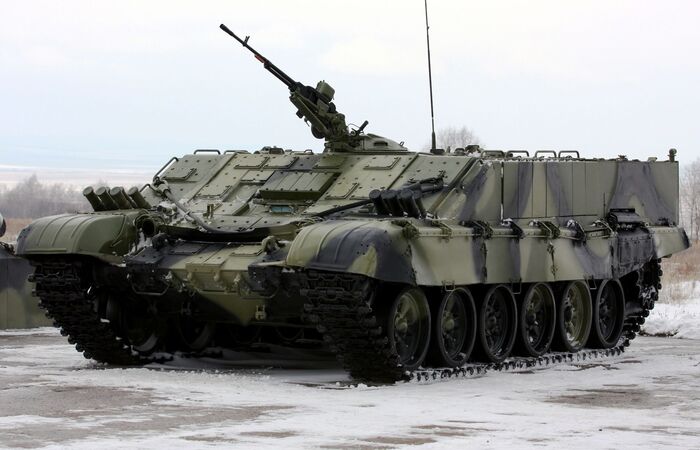 БМО-Т созданная на базе танка Т-72 / Фото: xn&#8212;b1agacl3aeas4a.xn