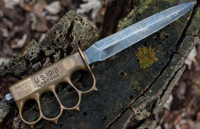Окопный нож мировых войн Mark 1 / Фото: goodfon.ru