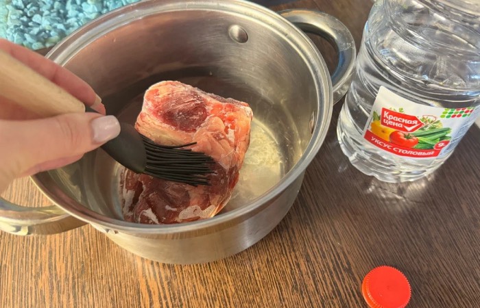 Уксус Заменит холодильник.