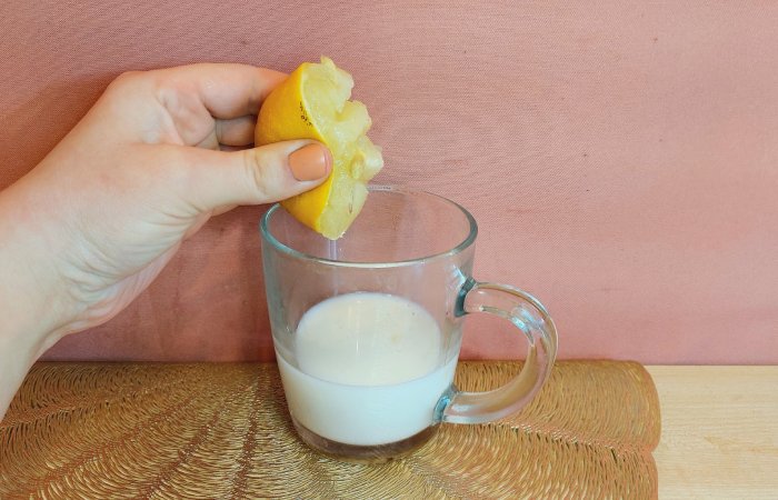 Лимон продлит срок хранения молока