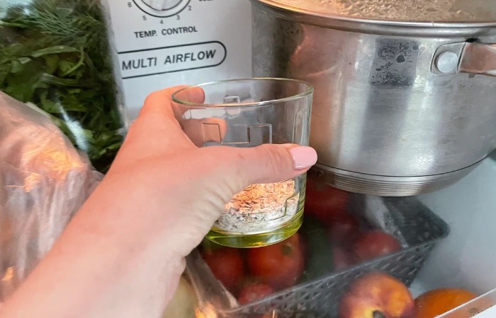 Быстро устраняем неприятный запах в холодильнике.