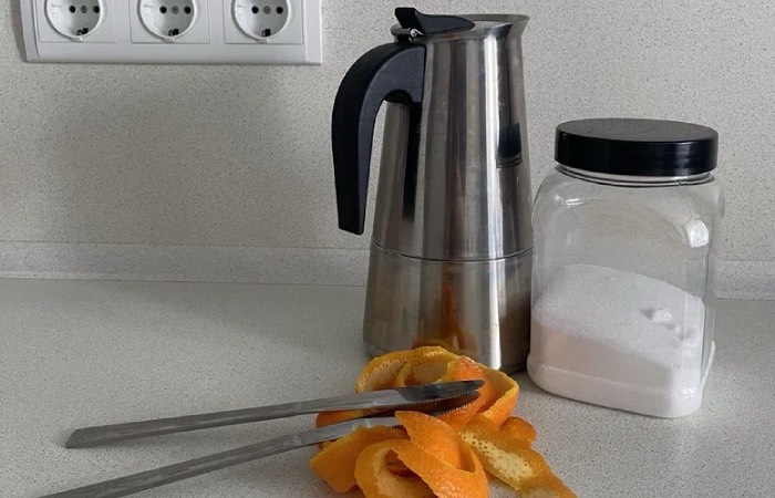 Начищаем приборы до блеска.