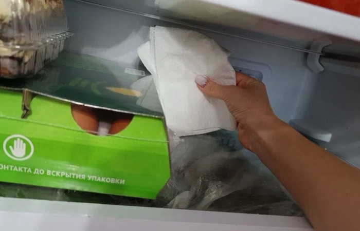 Салфетки предотвратят поломку холодильника. Салфетки предотвратят поломку холодильника.