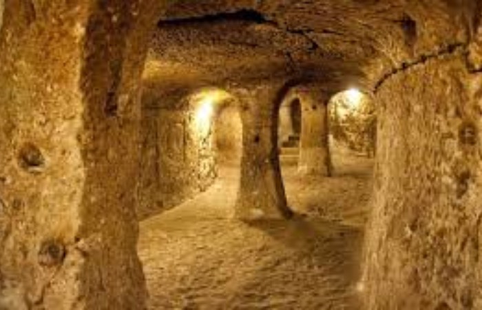 Город в собственном подвале.