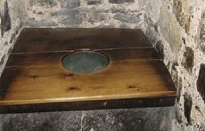 Запах там стоял ужасный.