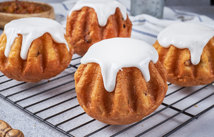 Ромовая баба и еще 7 бюджетных лакомств из СССР. / Фото: breadandthecity.ru 