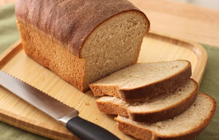 В СССР все блюда ели с хлебом.