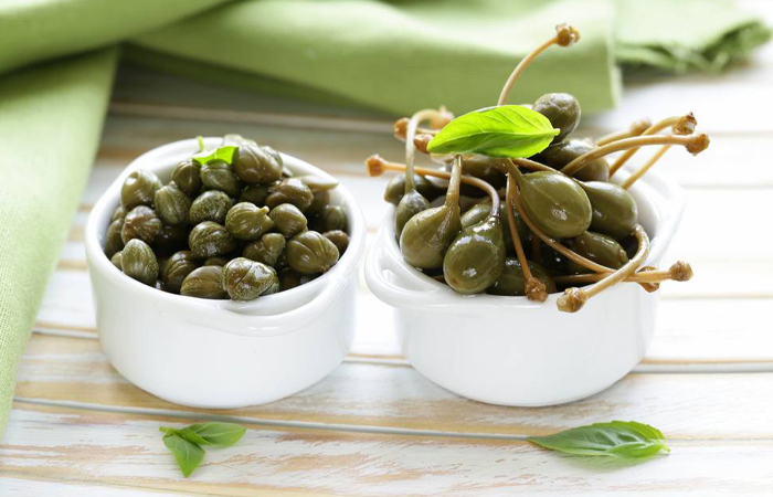 Что такое каперсы и с чем их едят? Что такое каперсы и с чем их едят?