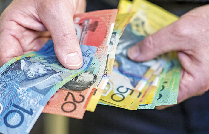 Почему в Австралии на банкнотах изображены преступники? Почему в Австралии на банкнотах изображены преступники?