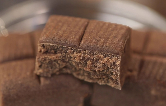 Гематоген остается любимым лакомством россиян.