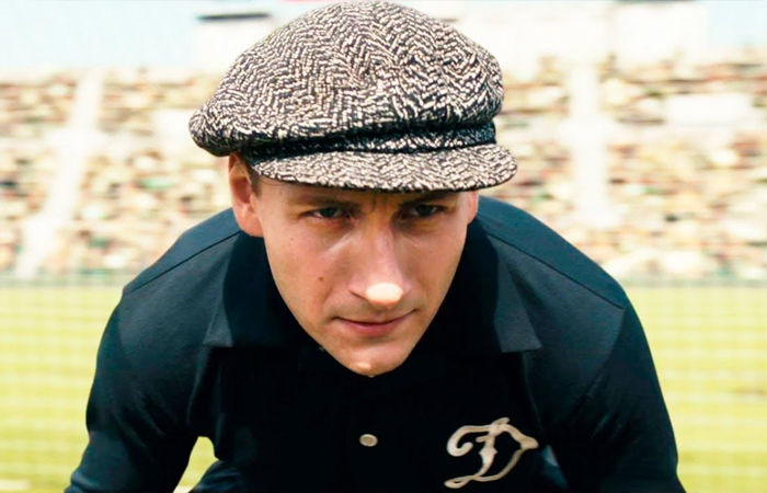 В СССР мода на фуражки появилась благодаря зарубежным актерам.