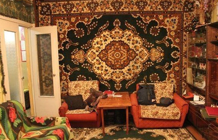 Ковры не только служили утеплителем, но и создавали отличную шумоизоляцию.