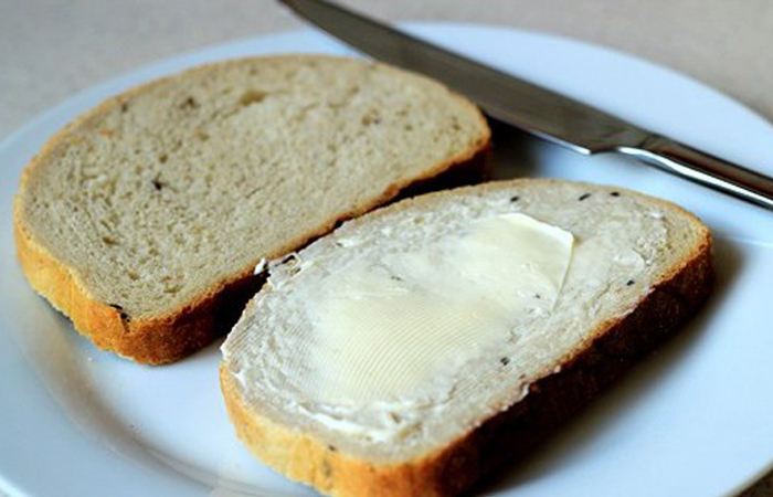 Фото: povar.ru / Бутерброд с сахаром вызывает ностальгию по детству...
