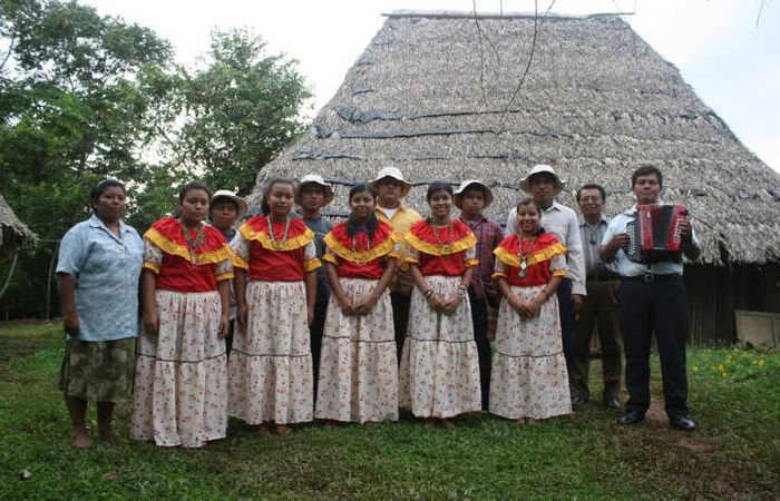 В каждой общине своя главная женщина. / Фото: ru.pinterest.com В каждой общине своя главная женщина. / Фото: ru.pinterest.com