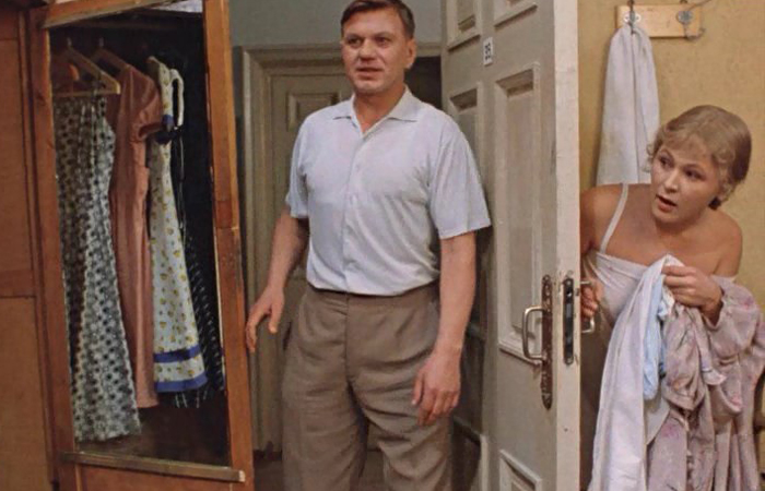 В СССР было хорошо налажено производство комбинаций. В СССР было хорошо налажено производство комбинаций.