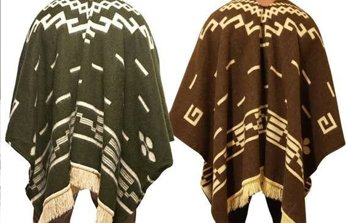 Изначально пончо - одежда народов мапуче!