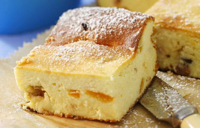 Творожная запеканка готовилась из творога с добавлением манной крупы. Творожная запеканка готовилась из творога с добавлением манной крупы.