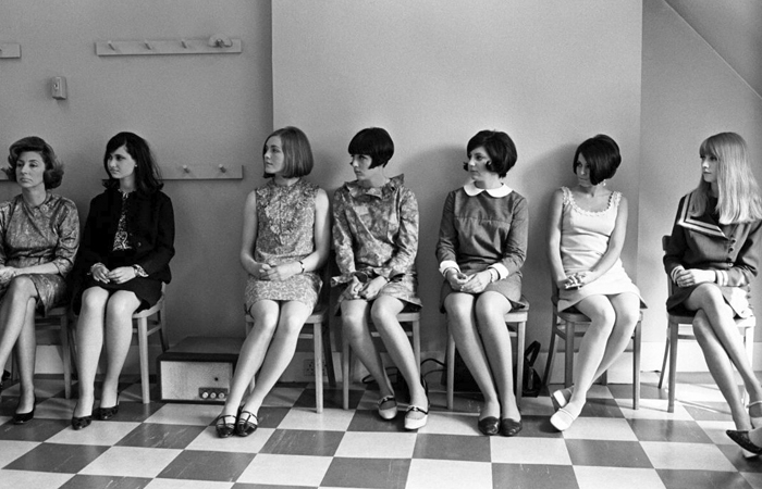 Мини-юбки произвеи настоящий переворот в советской моде! Мини-юбки произвеи настоящий переворот в советской моде!