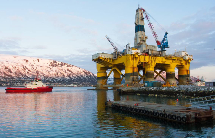 Норвегия экспортирует не только рыбу, но и нефть. / Фото: rbc.ru 