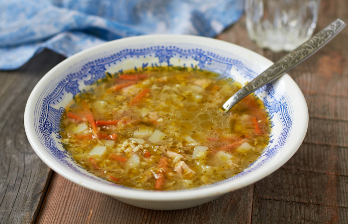 Первыми попробовали рассольник в школах Ленинграда. Первыми попробовали рассольник в школах Ленинграда.