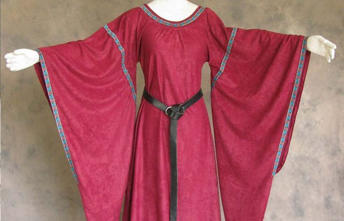 Платья блио носили состоятельные женщины.