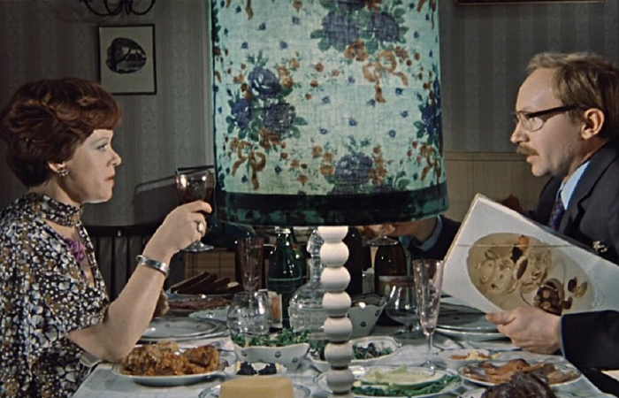 Приятную кислинку салату придает яблоко! Приятную кислинку салату придает яблоко!