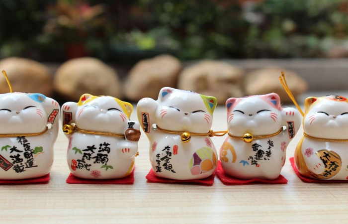 У манэки могут быть самые разные окрасы...