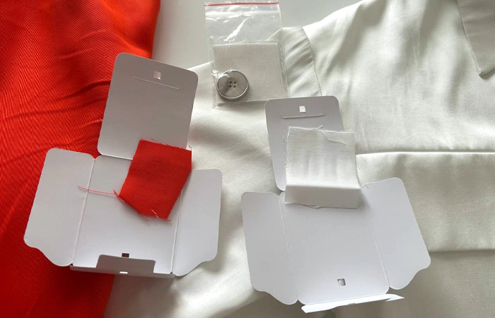 Цветные и белые вещи лучше стирать по раздельности!