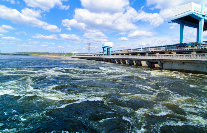 Вода превратила город в затопленные полуострова. / Фото: ruscable.ru 