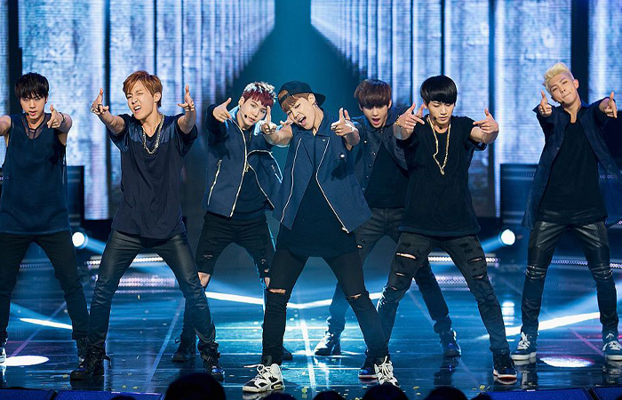 Медийные идеалы оказывают влияние на мужчин.