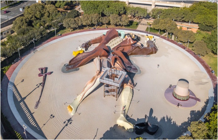 Пойманный Гулливер.