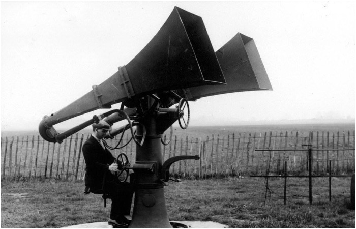 Еще одна версия локатора ПВО. Еще одна версия локатора ПВО.